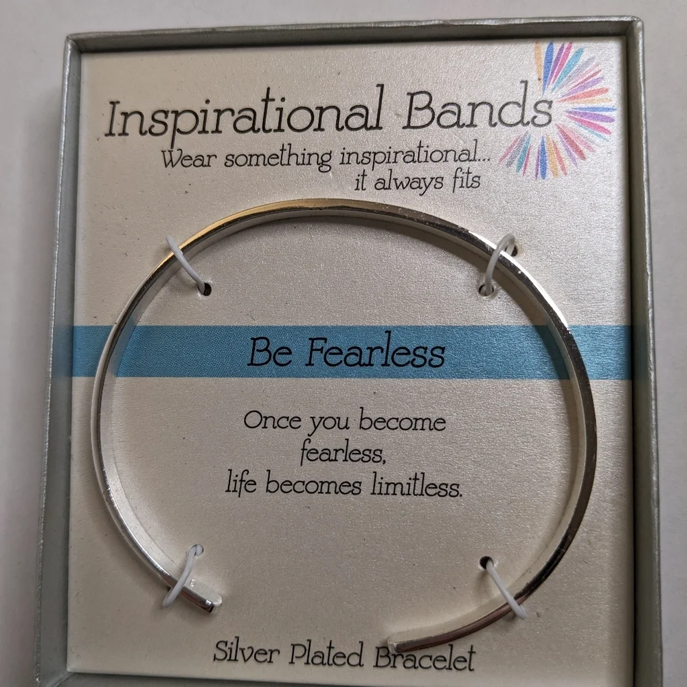 NWT‎ Inspirational Sulver Plated 